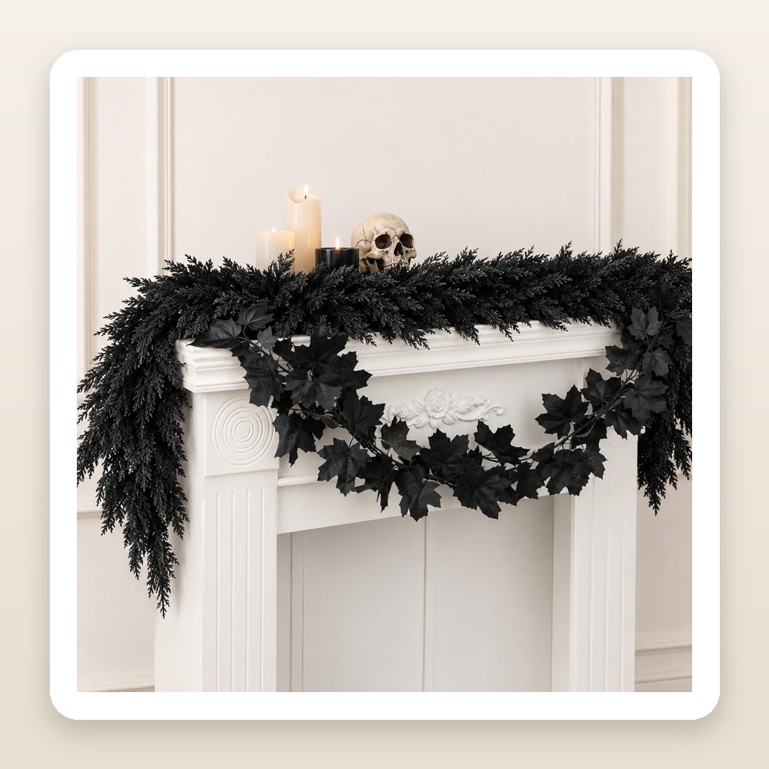 Halloween House Decoration: The 2 Black Garlands That Dress a Mantel Without a Pumpkin