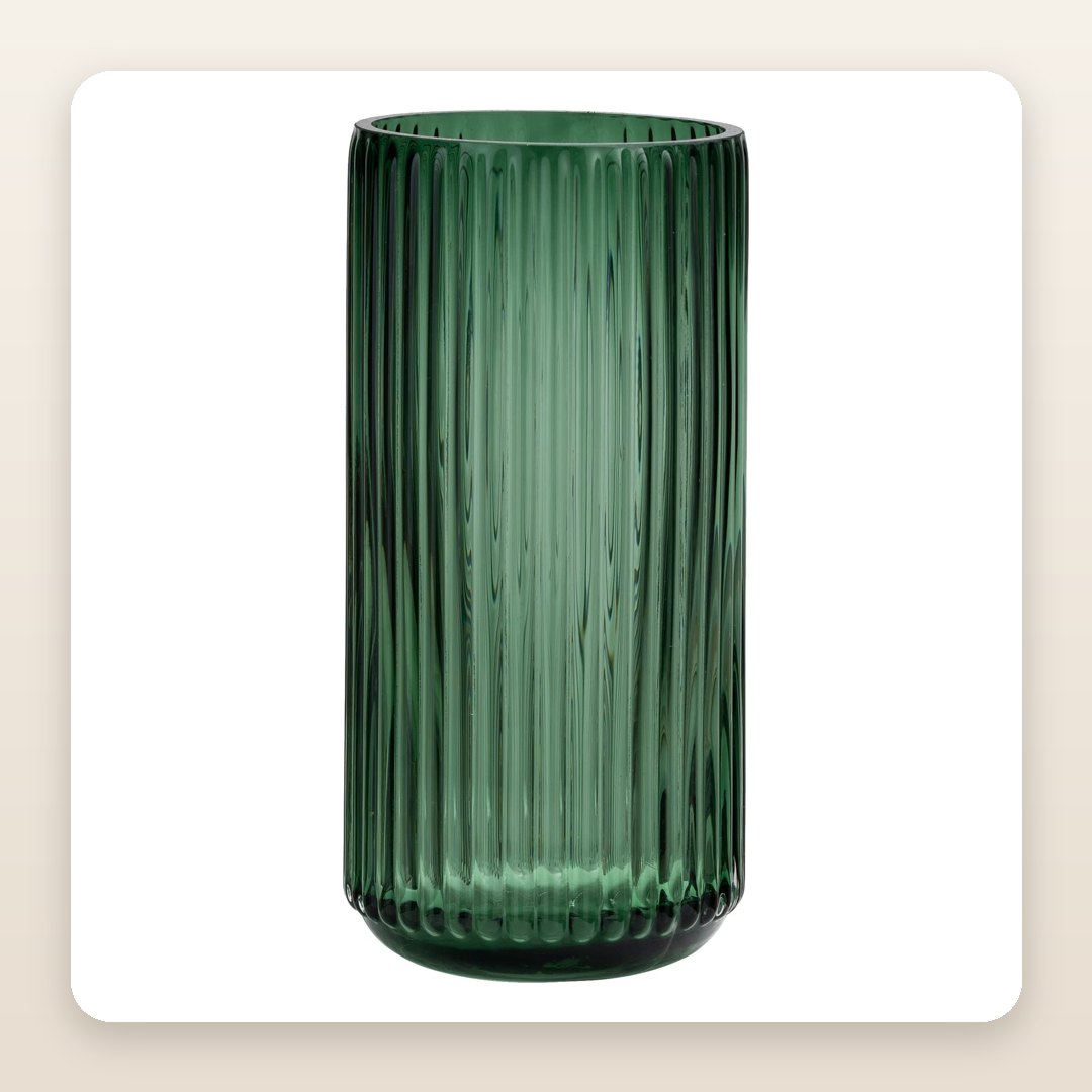 The Green Glass Vase That Styles an Entryway Table in Seconds