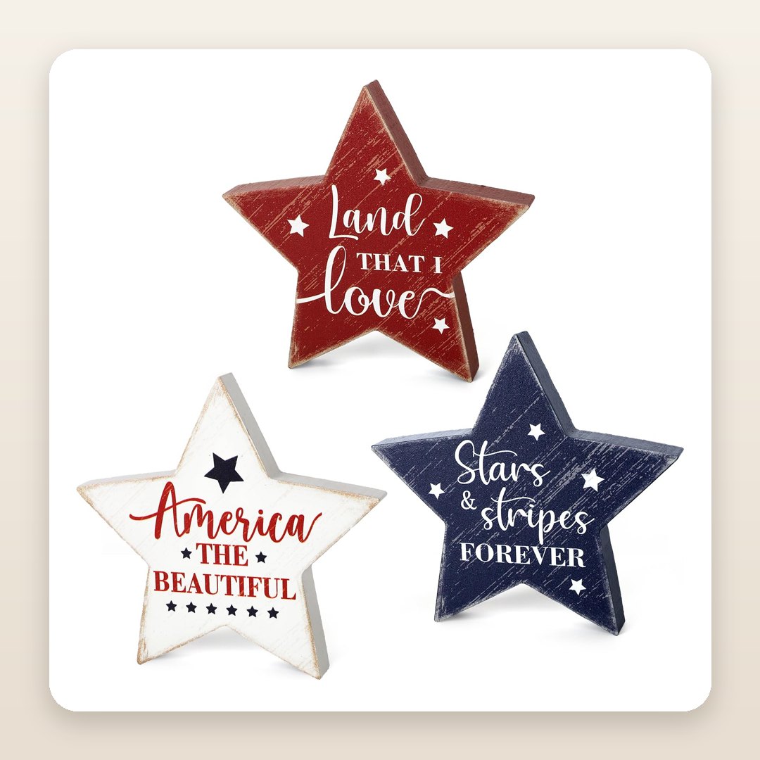 Rustic Star Signs for a Cozy, Pint-Sized Patriotic Vignette